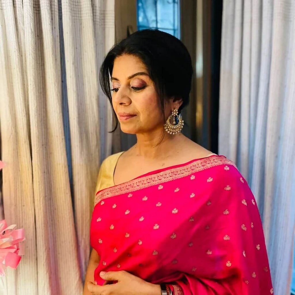Actress Mita Vasisht close up in pink saree