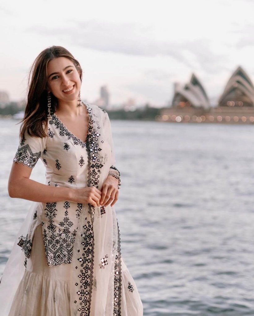 Pictures of Actress Sara Ali Khan from Sydney