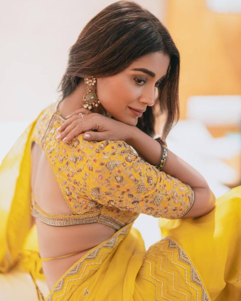 Actress Shriya Saran Flaunting in a Gorgeous Yellow Saree