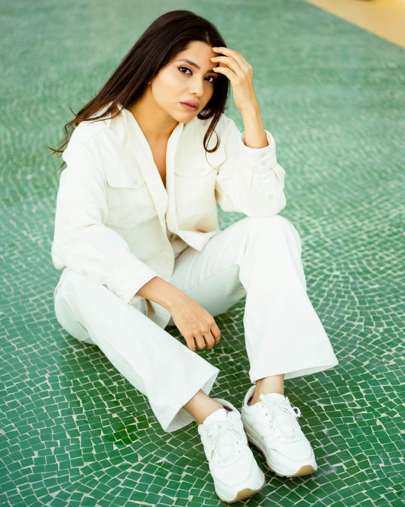 Actress Kinjal Rajpriya