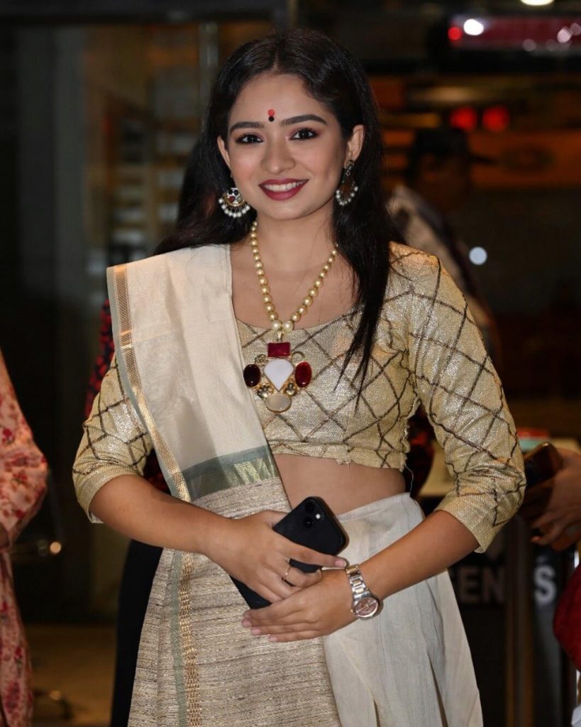 Actress Priyal Bhatt