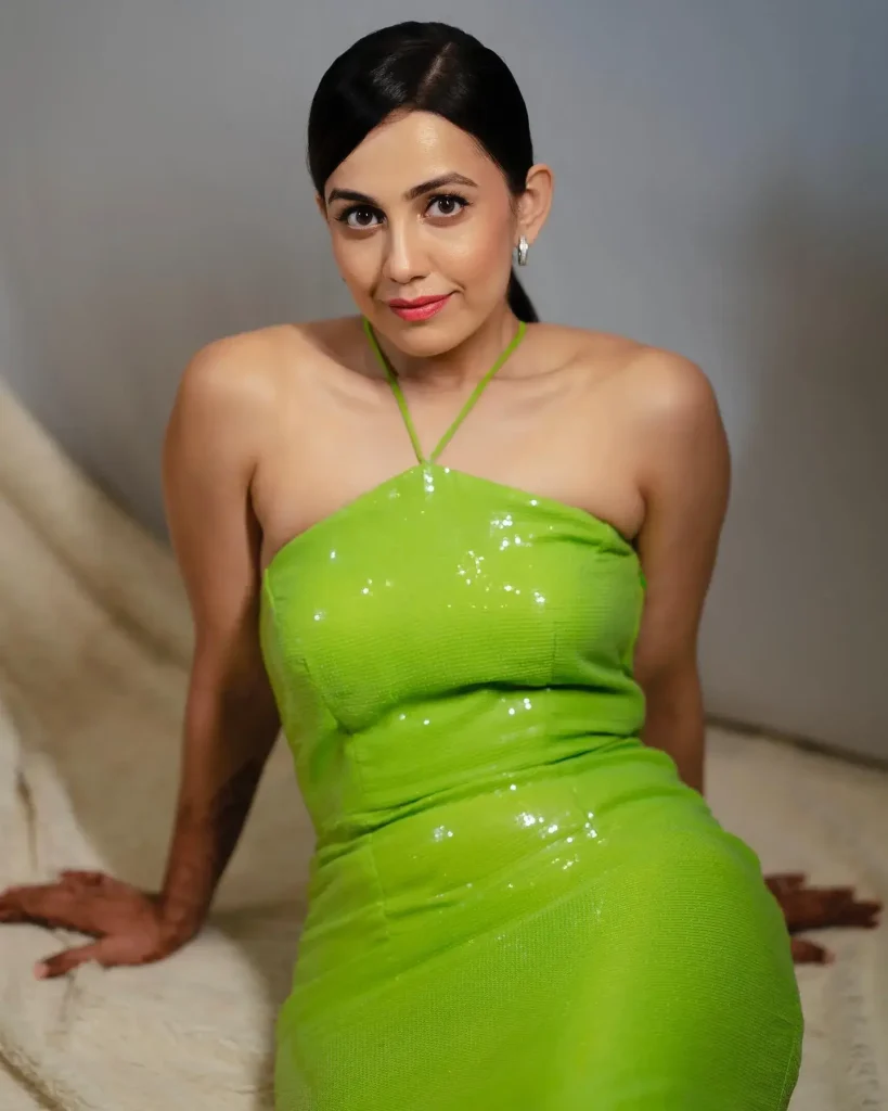 Actress Esha Kansara
