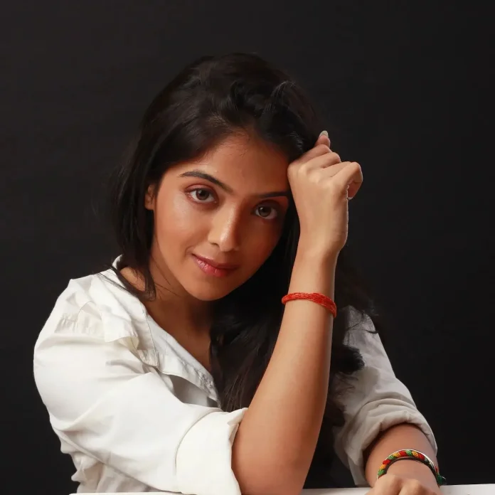 Actress Khushi Dubey